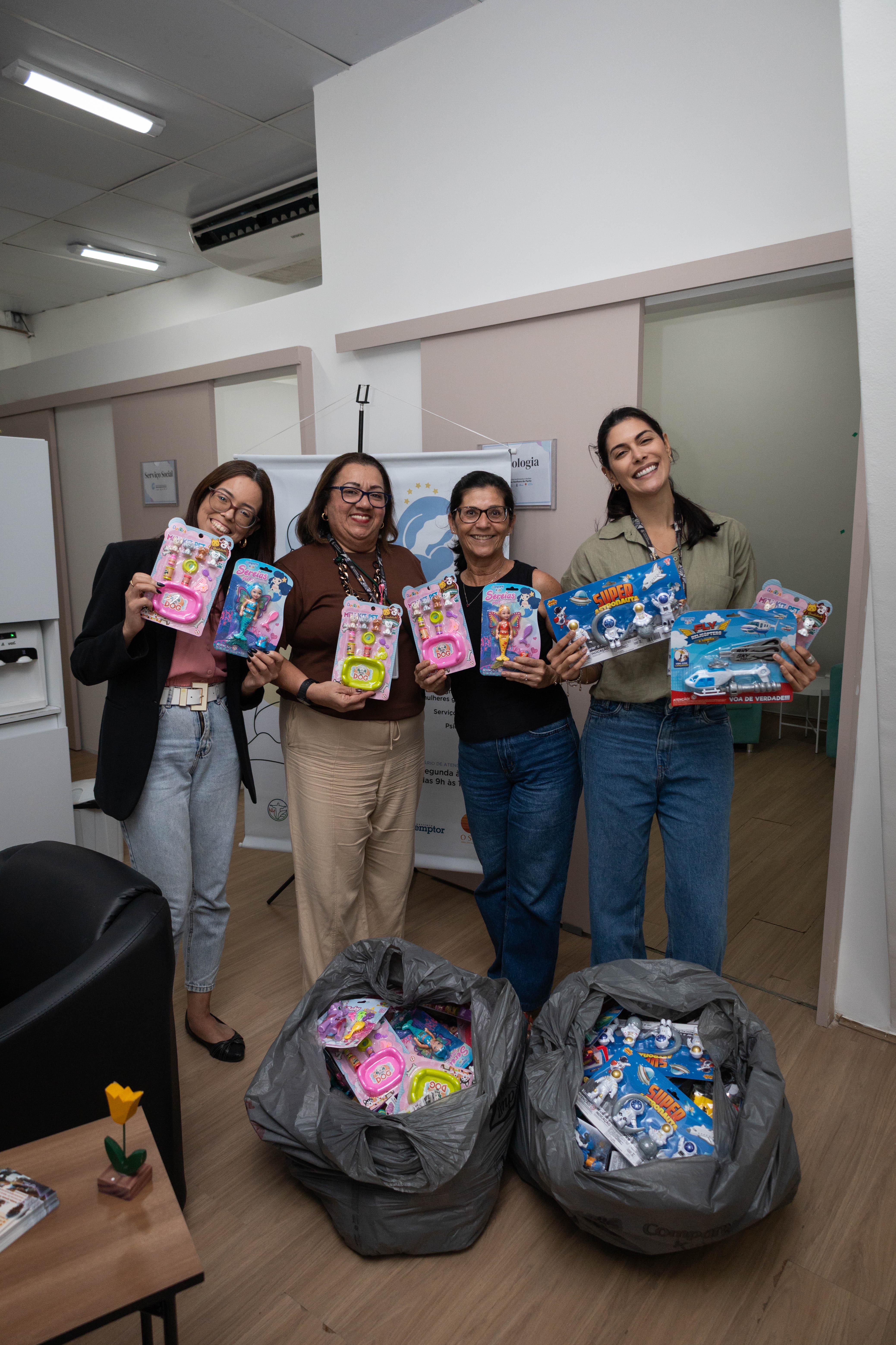Campanha social “Clássico é Brincar” chega a 3000 brinquedos e livros infantis doados para crianças em vulnerabilidade social no Rio de Janeiro