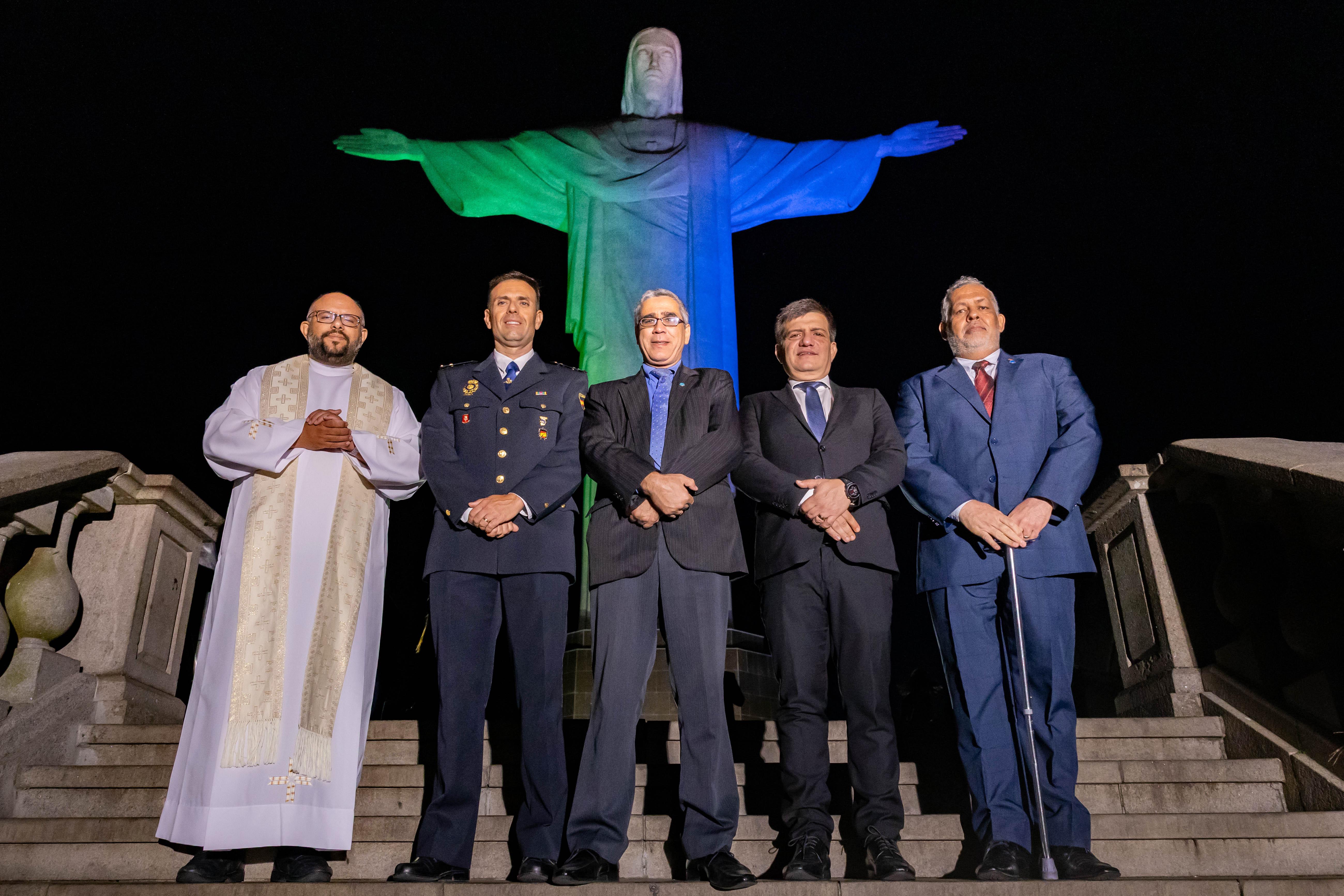 Cerimônia pela campanha “Somos Todos Contra o Crime Organizado” foi realizada no Santuário Cristo Redentor