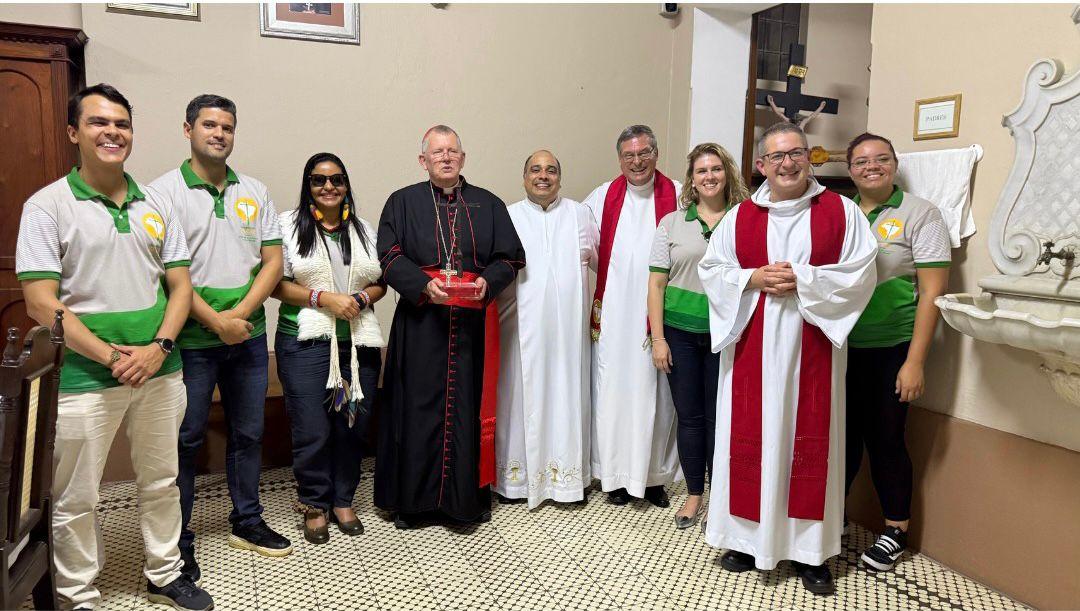 Na Sexta-Feira Santa, cruz original da Primeira Missa no Brasil abraça o povo do Rio Grande do Sul, que sofreu com chuvas no ano passado
