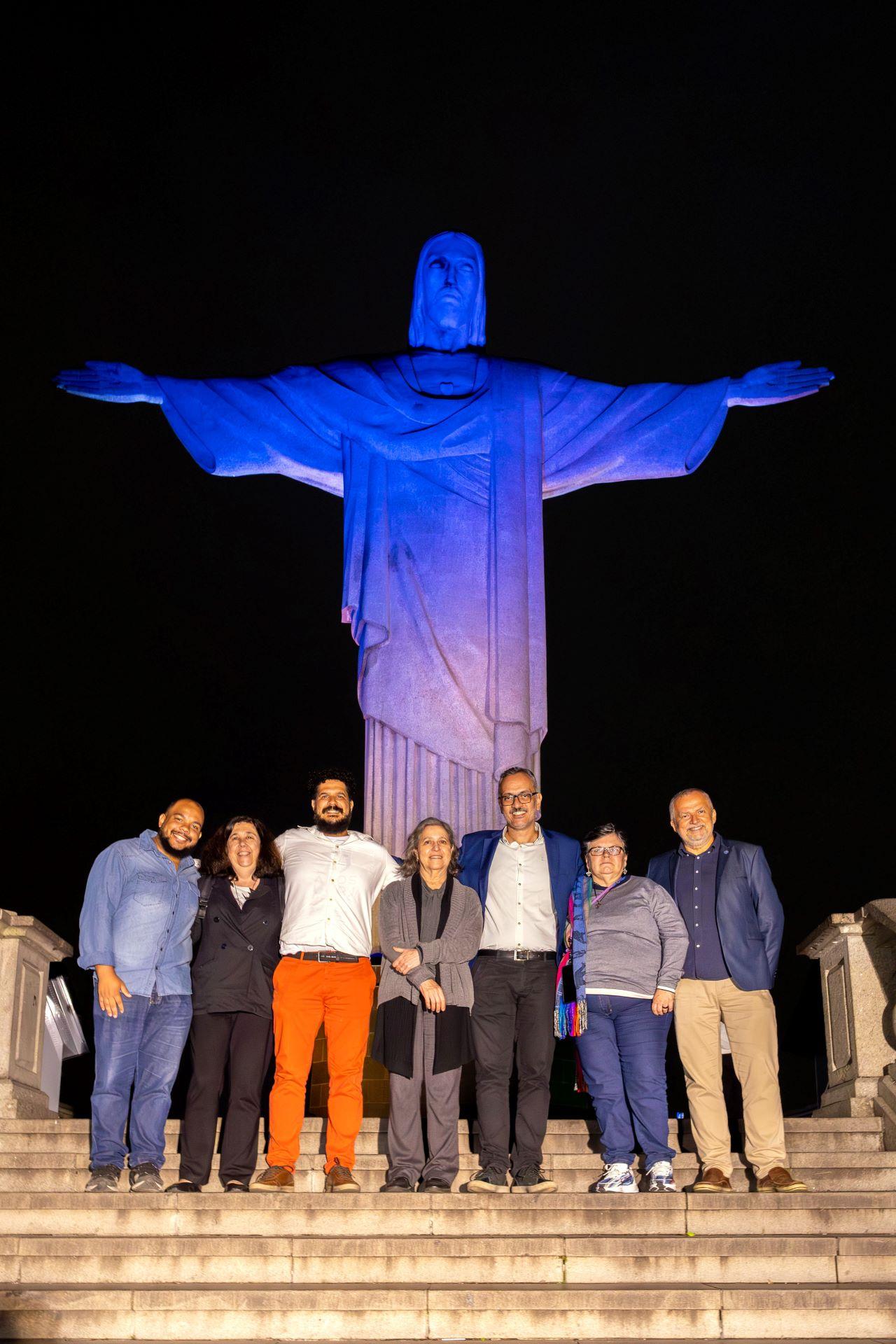Uerj celebra 75 anos com programação especial e iluminação do Cristo Redentor nas cores da Universidade